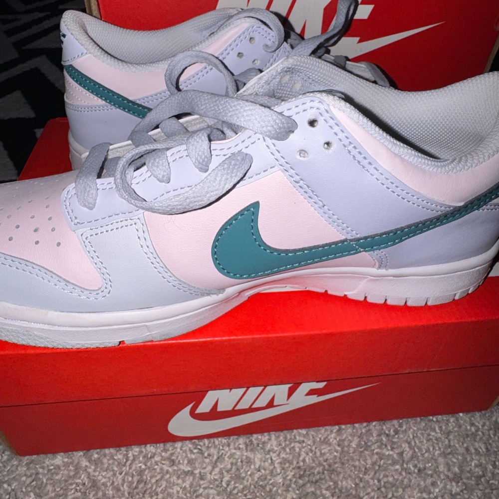 Nike Kids Sneakers - Pink and Blue - Picture 4 of 6